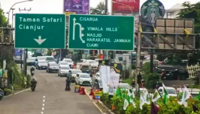 Libur Waisak, Jalur Puncak Macet Parah, Polisi Terapkan One Way Hingga Contraflow