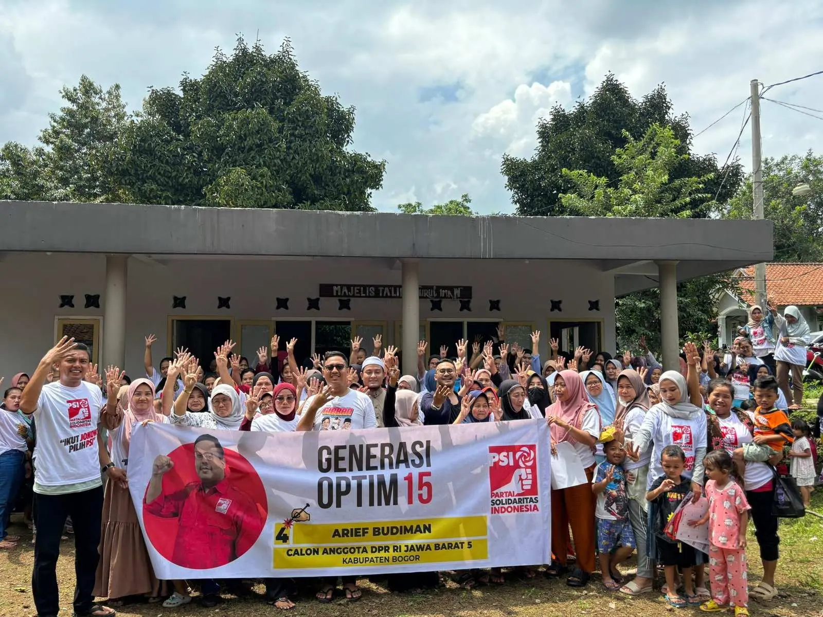 Arief Budiman Caleg PSI Jabar V Kabupaten Bogor Gencar Sasar Pemilih Kalangan Emak-Emak 