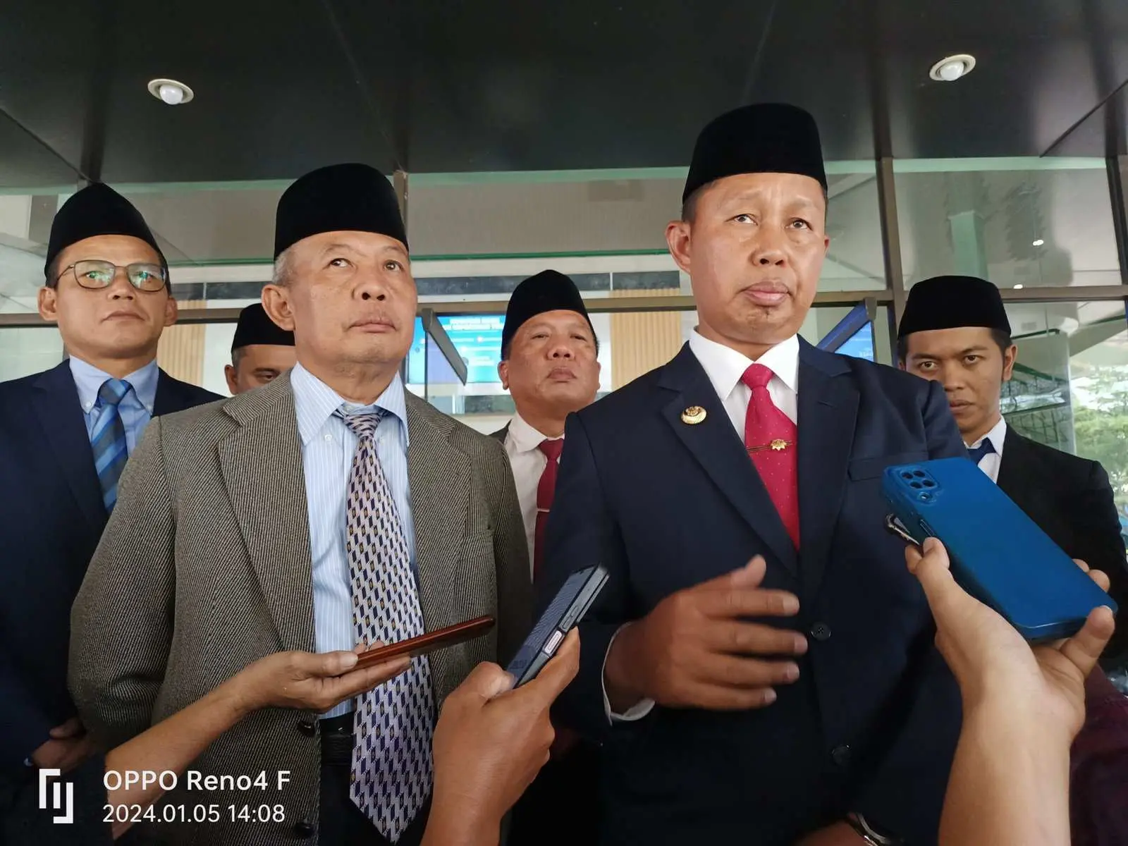 Pj Bupati Bogor Asmawa Tosepu Minta Jajaran Direksi Perumda Air Tirta Kahuripan  Yang Baru Dilantik Terus Berinovasi