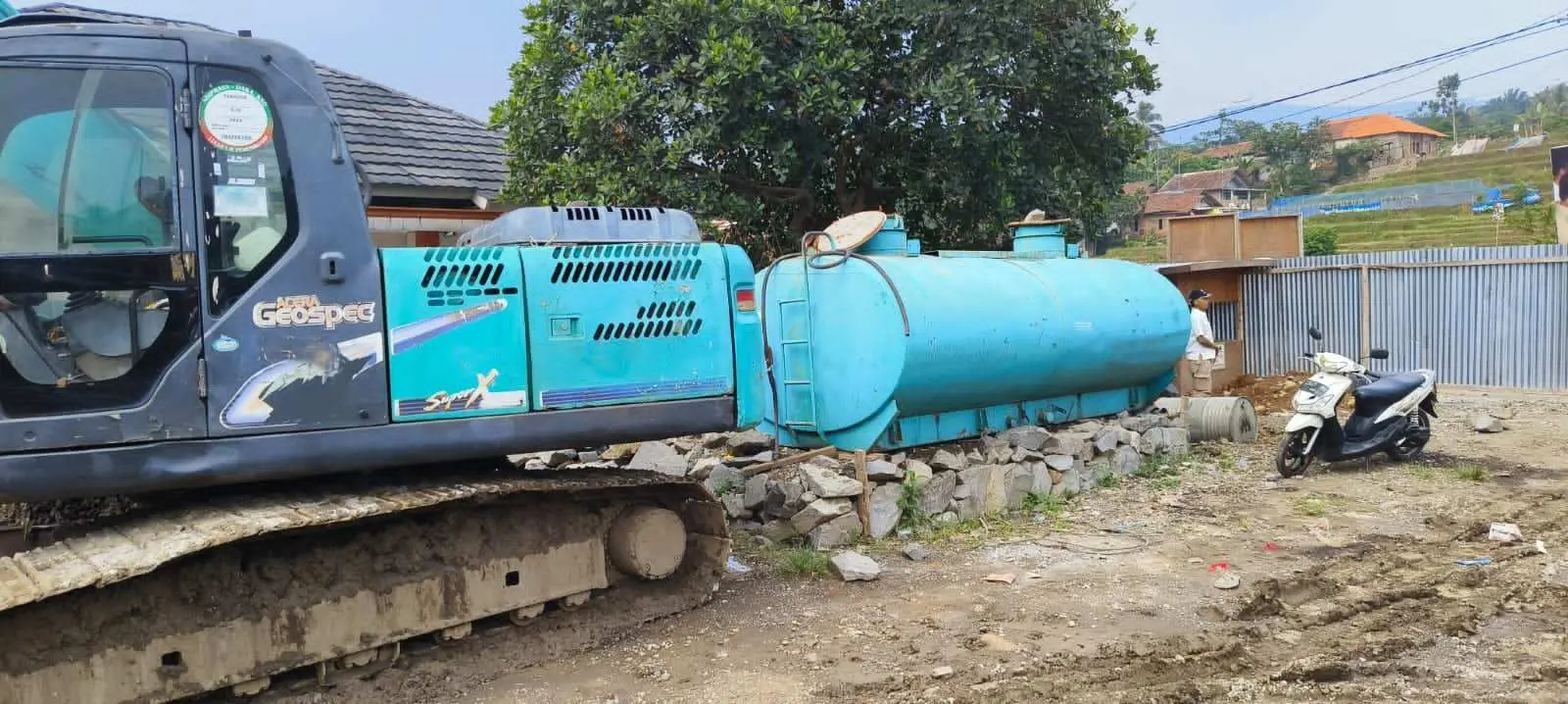 Diduga Ada Pendistribusian BBM Ilegal Pada Proyek BBWS di Sungai Cidurian