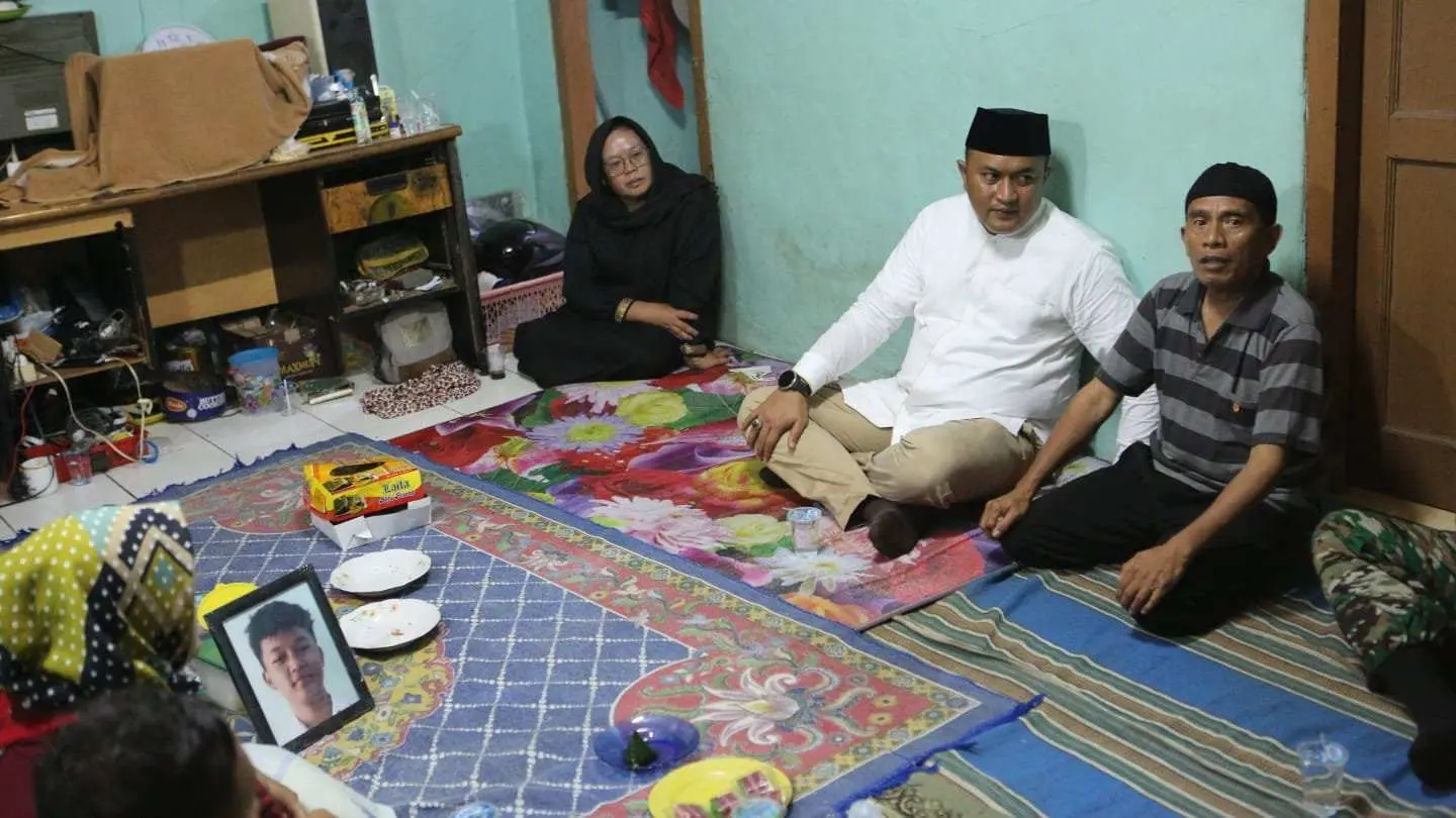 Takziah Ke Rumah Orangtua Siswa Korban Pembacokan, Rudy Susmanto Berharap Kekerasan Terhadap Pelajar Tak Terulang Lagi
