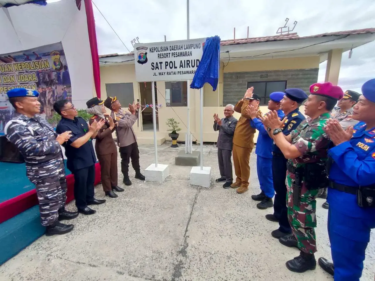 Kapolres Pesawaran AKBP Pratomo Resmikan Sat Polairud Di Dermaga 04 Ketapang