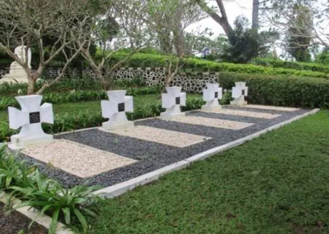 10 Makam Tentara Jerman Di Megamendung Saksi Bisu Sejarah Perang Dunia Ke – 1