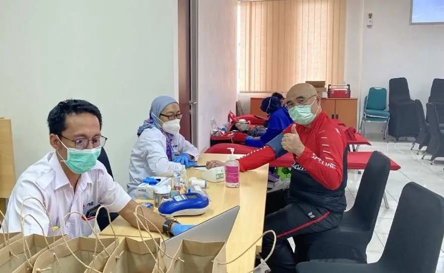 Peringati HUT ke-54, BPJS Kesehatan Gelar Senam dan Donor Darah Massal