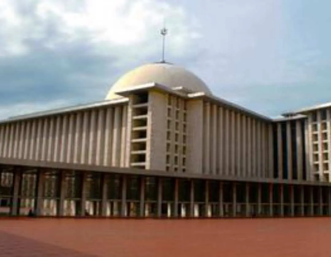 Kasetpres Pastikan Presiden Jokowi Sholat Idul Adha di Masjid Istiqlal