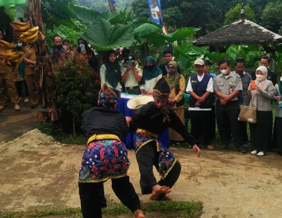 Eksistensi Budaya Tradisional Ditengah Kemajuan Zaman