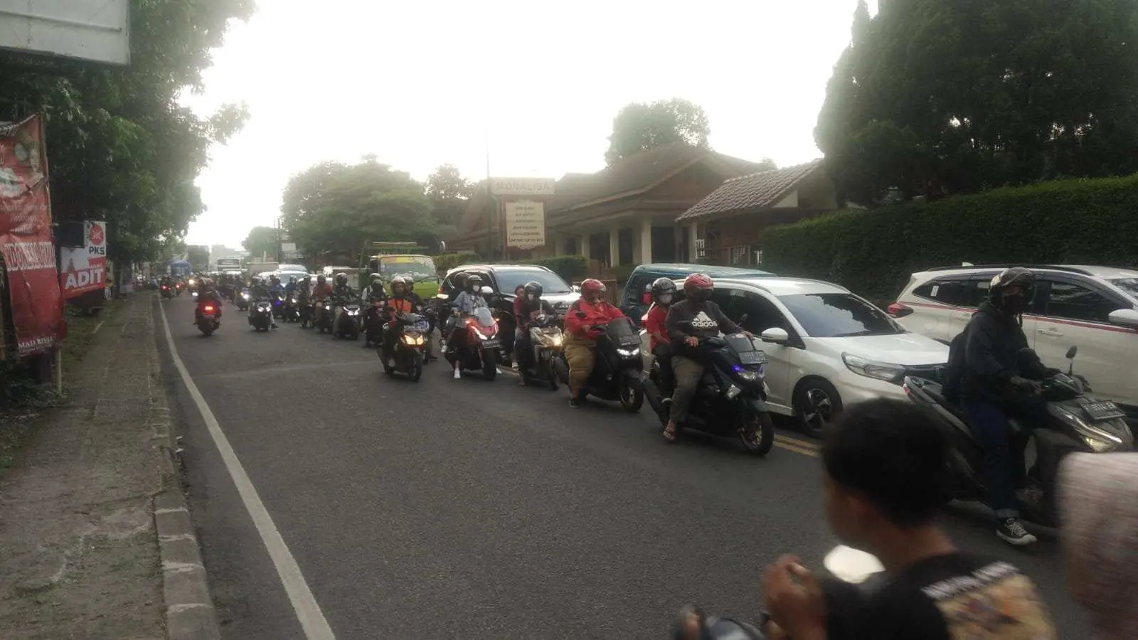 Abaikan Perda Batas Rumija, Mall Boxies Tajur Diduga Jadi Biang Kemacetan