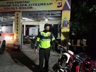 Unit Gakkum Satlantas Polres Bogor Olah TKP Kecelakaan Maut di Jalan Pahlawan
