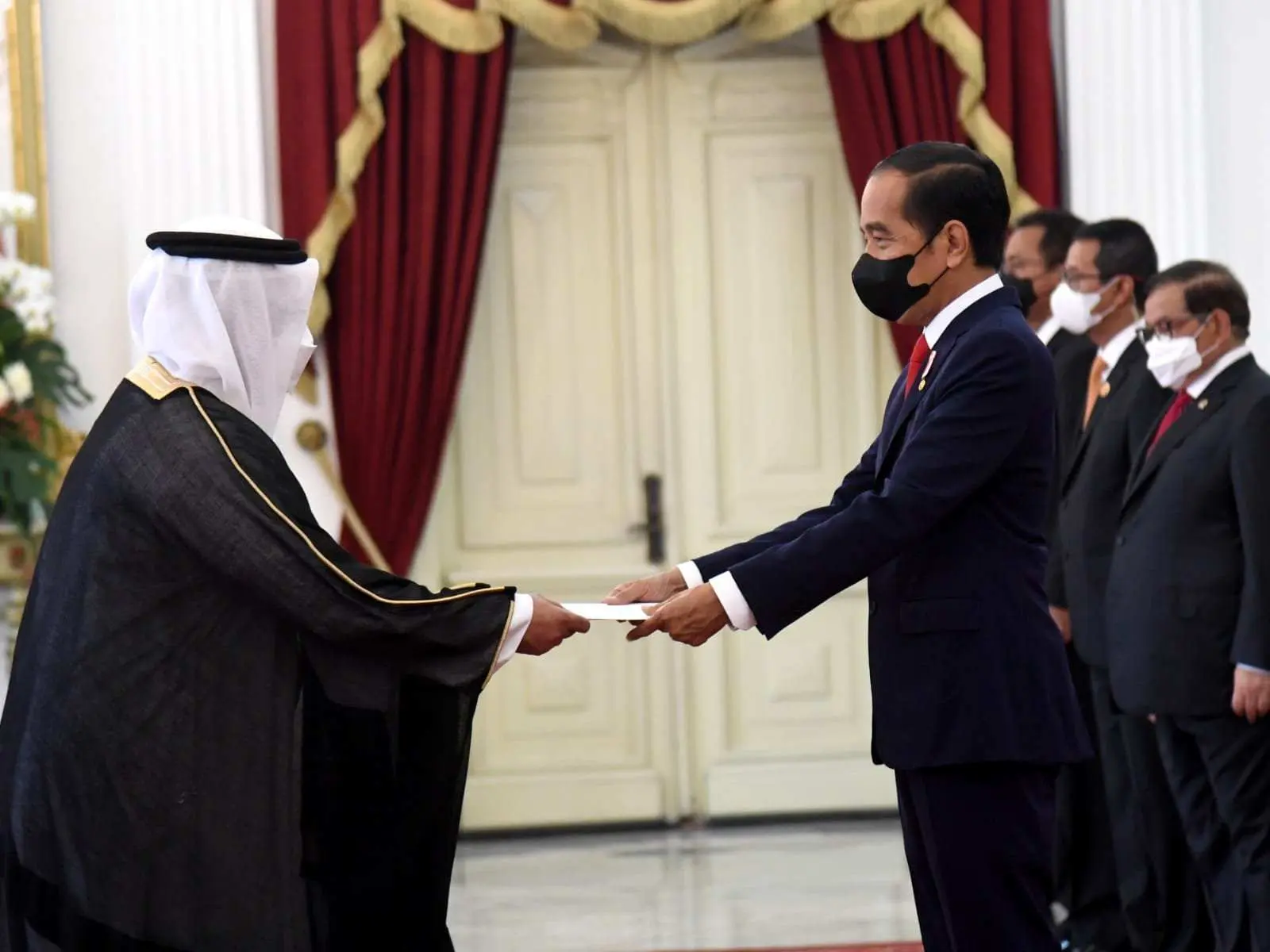 Presiden Jokowi Terima Surat Kepercayaan Sembilan Duta Besar Negara Sahabat