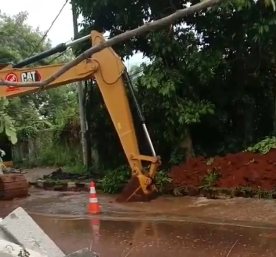 Lagi! Pelaksana Ceroboh Pipa Perumda Air Tirta Kahuripan Pecah, Tegar Beriman Banjir Dadakan