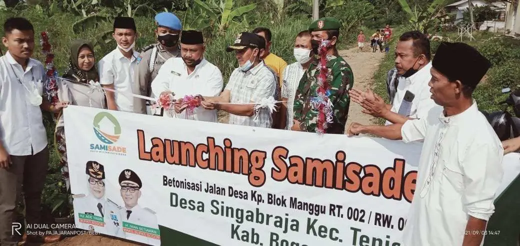 Desa Singabraja Launching Samisade Betonisasi Jalan Perbatasan