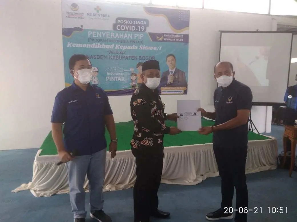 555 Pelajar Di Kabupaten Bogor Terima Dana PIP Dari DPD Partai Nasdem