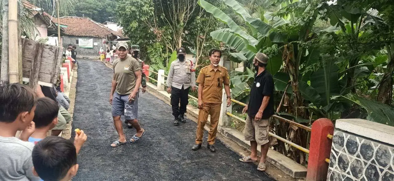 Pemdes Kalong Liud Gunakan Anggaran Samisade Untuk Peningkatan Jalan Poros