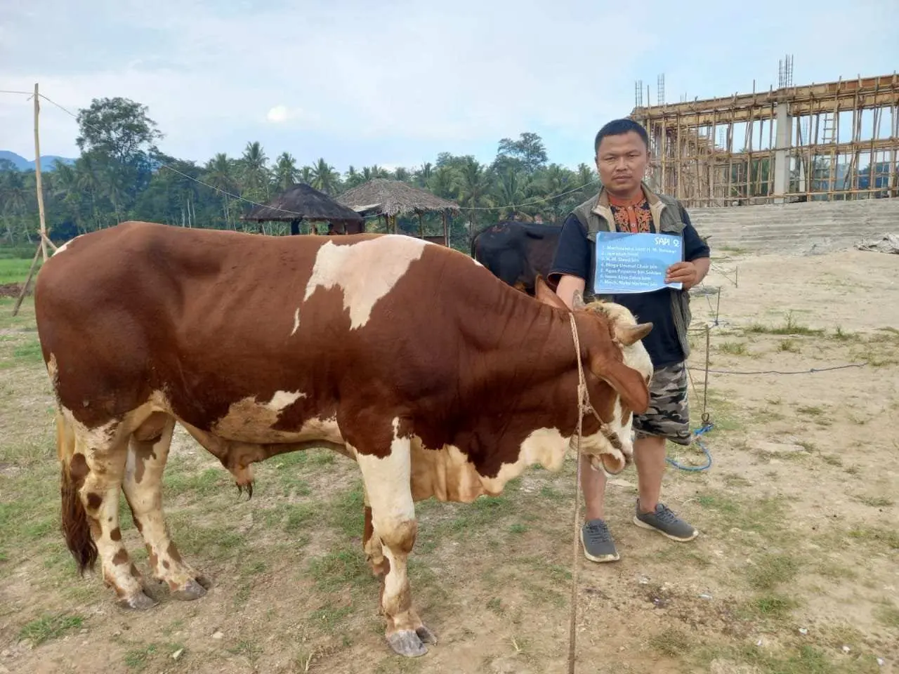 750 Paket Daging Qurban dibagikan Kampung Qur’an Al-fusha
