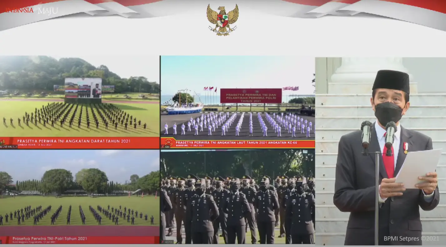 Presiden Jokowi Lantik 700 CAPAJA TNI Dan Polri