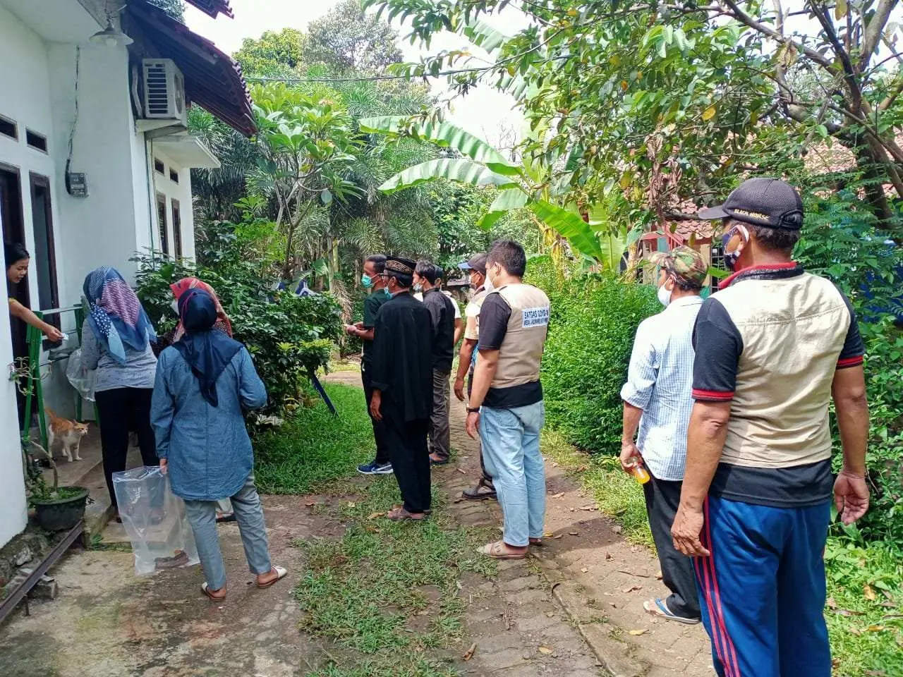 Warga RW 05 Desa Jabon Mekar Galang Dana Untuk Penanggulangan Covid-19