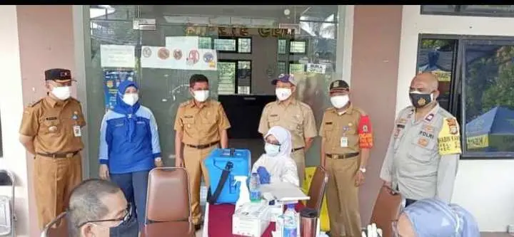 Wakil Walikota Tangerang Sidak Vaksinasi di Kelurahan Cipete