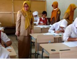 Ujian Sekolah Tingkat Sekolah Dasar  SDN Pabuaran 05 , SDN Cikaret 01 