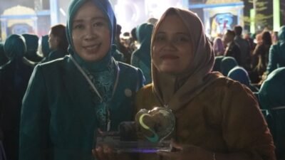 Siti Chomzah Hadiri Penutupan Hari Kesatuan Gerak Pemberdayaan Kesejahteraan Keluarga Ke 52